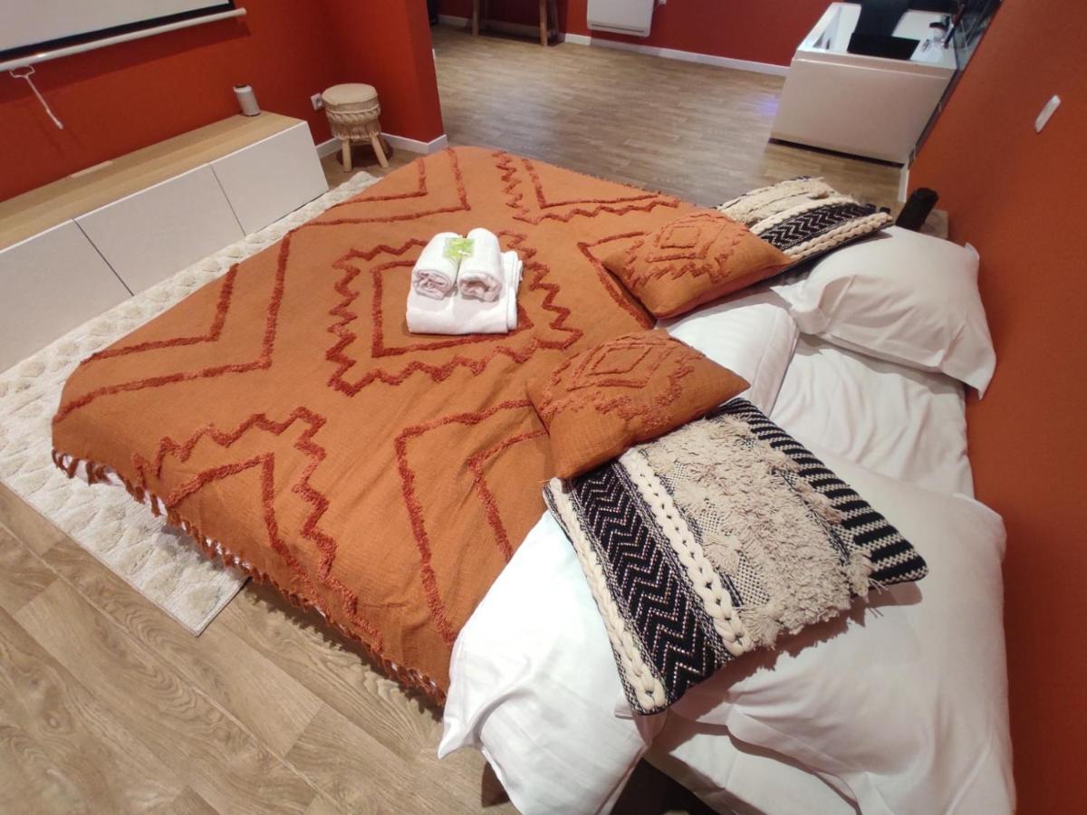 Ng Suitehome - Lille I Roubaix Centre I Coq Francais - Balneo - Netflix - Wifi Luaran gambar
