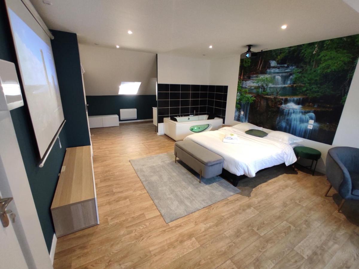 Ng Suitehome - Lille I Roubaix Centre I Coq Francais - Balneo - Netflix - Wifi Luaran gambar